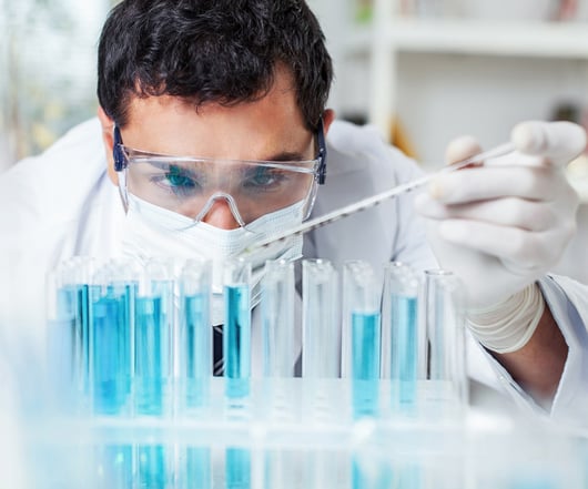 med-lab-tech-crop